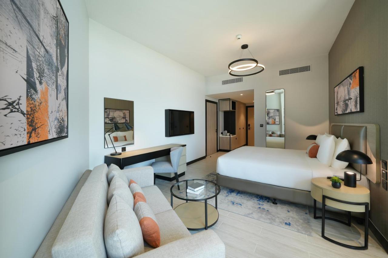 Damac Hills 2 Hotel, An Edge By Rotana Hotel 두바이 외부 사진