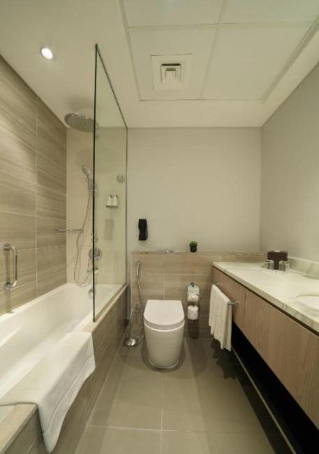Damac Hills 2 Hotel, An Edge By Rotana Hotel 두바이 외부 사진